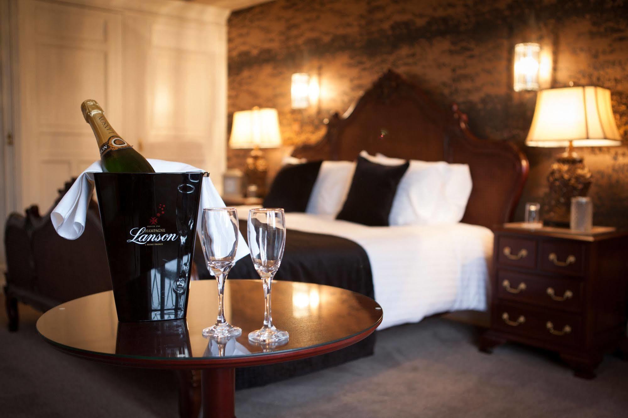 Inglewood House And Spa Alloa Bagian luar foto